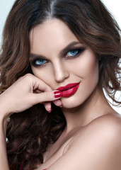 Fototapeta premium portrait of a beautiful girl glamorous girl