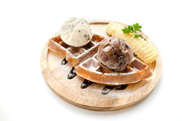 solt waffle serve with banan and ice cream