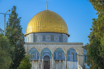 Fototapeta na wymiar Dome of the Rock in the Old City of Jerusalem