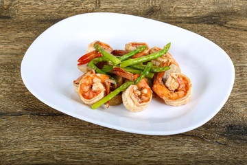 Shrimp and asparagus