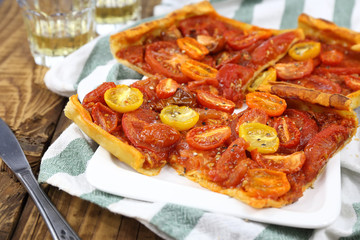 Tomato tart and  white wine