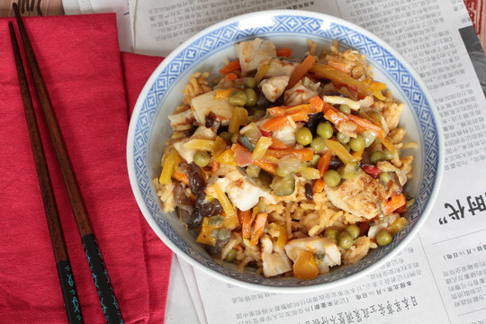 nouilles chinoises, légumes et poulet