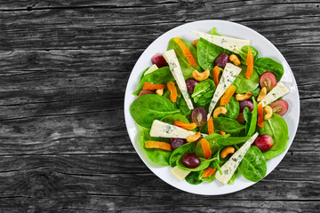 grape, blue cheese, spinach, dried apricots and cashew healthy salad