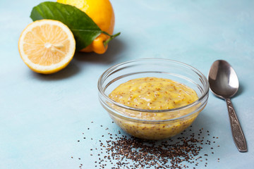 lemon curd chia pudding