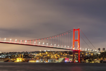 Fototapeta na wymiar Bosphorus bridge