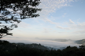 Fototapeta na wymiar Morning in the mountains of Sri Lanka at Kandy.