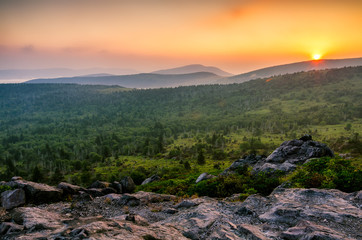 Fototapeta premium Malowniczy zachód słońca, Grayson Highlands, Appalachian Trail, Wirginia