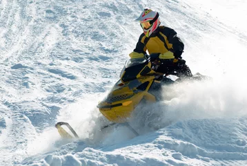 Fotobehang Snowmobile racing. © zergsv