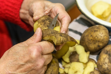 Potatoes with peel