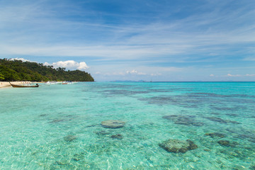 Fototapeta premium Rok island seascape at Krabi, Thailand.