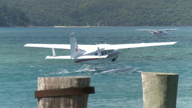 Sea planes crossing