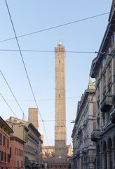 Obraz premium Asinelli tower view from below, Bologna