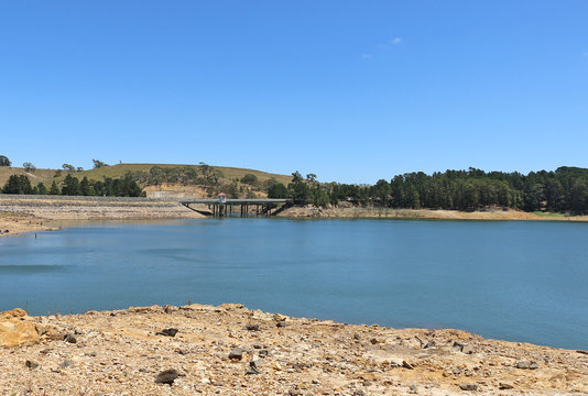 MYRNIONG, VICTORIA, AUSTRALIA - November 15, 2015: Pykes Creek reservoir (1908-1911) is located on a tributary of the Werribee River