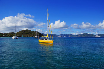 Fototapeta premium yellow boat on the caribbean sea