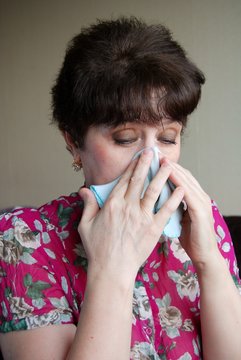 woman has a disease of the nose