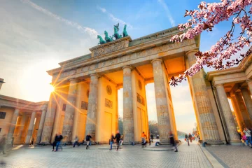Foto op Aluminium Brandenburger Tor bij de lente, Berlijn © sborisov