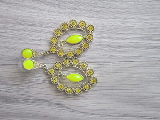 yellow color on wood jewelry