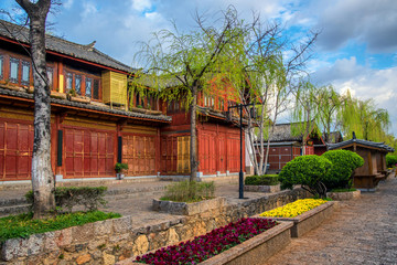 Fototapeta premium Scenic street , canal and buiding in the Old Town of Lijiang. Lijiang is a popular tourist destination of Asia.
