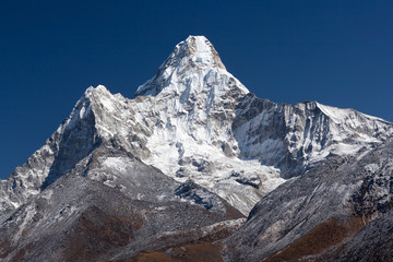 Ama Dablam-berg in de Himalaya in Nepal