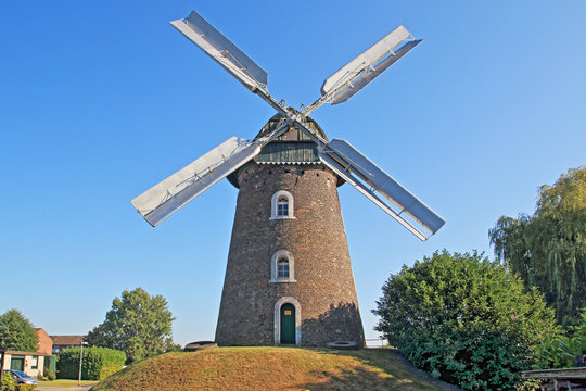 Windmühle bei Rees