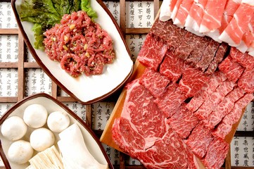 beef on korean traditional table