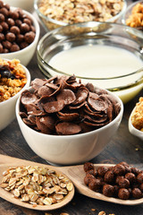 Composition with different sorts of breakfast cereal products