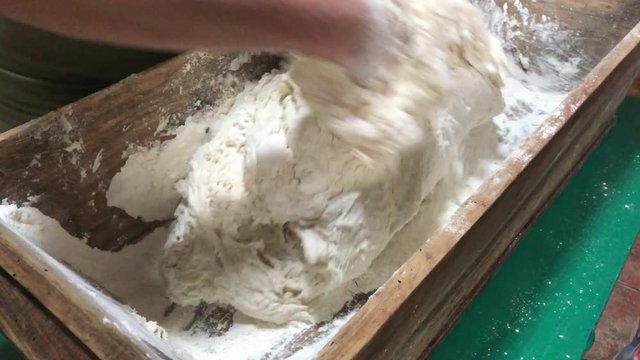 Amasar pan de forma natural