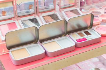 Set of Decorative Cosmetic Powder