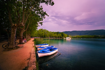Fototapeta na wymiar Lake Banyoles is the largest lake in Catalonia