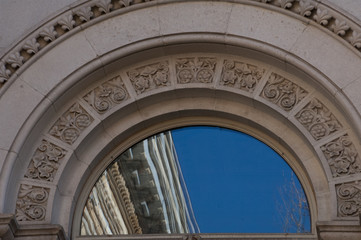 Obraz premium Architectual details of of corinthian column