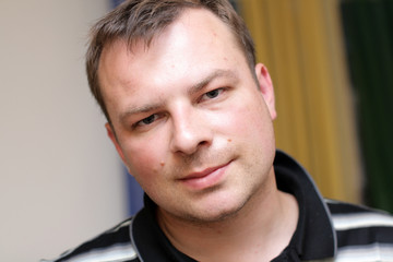 Fototapeta premium Man poses indoor