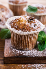 Muffins with raisins