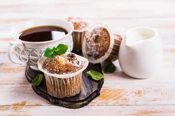 Muffins with raisins