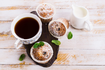 Muffins with raisins