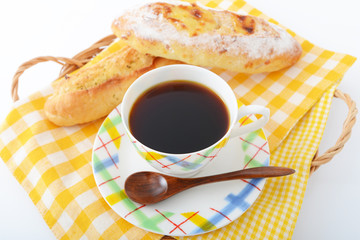 おいしそうなパンとコーヒー
