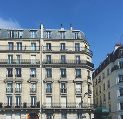Naklejka premium Paris building 