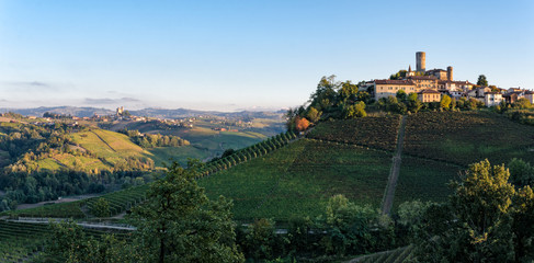 Naklejka premium Le Langhe, Castiglione Falletto and Serralunga d Alba