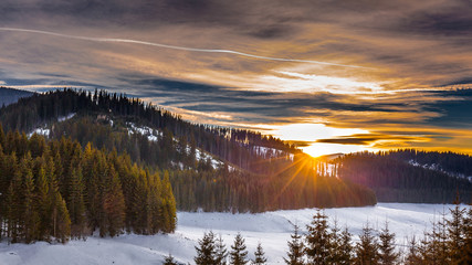 Obraz premium Alpine landscape at sunset