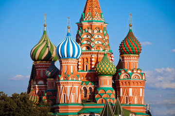 Fototapeta na wymiar St. Basil's Pokrovsky Cathedral in Moscow