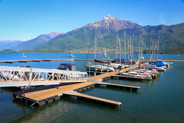 Fototapeta na wymiar Boats on Lake Como in a Summer Day