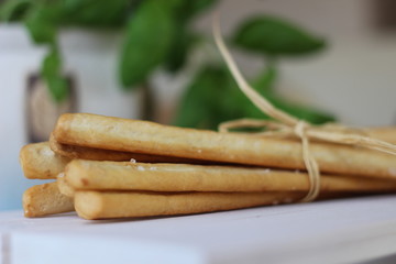 italian cuisine, italian food, italian snacks, italian starter, dried tomato, dried vegetables, food for vegetarians, food for vegans, italian salted sticks, italian grissini, grissini, 