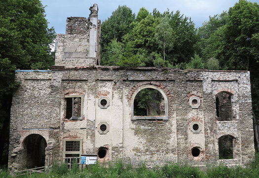 Ruins of the church of Saint Apollonia, Primda, Czech republic