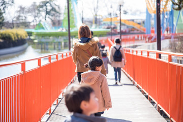 家族で遊園地