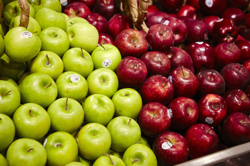 Apples 