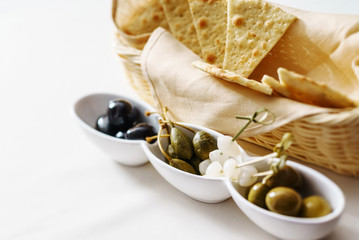 pita chips with olives