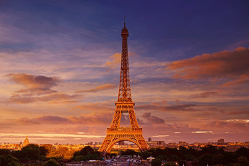 Fototapeta na wymiar Eiffel tower at sunset Paris France