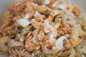 macarrones con huevo y queso