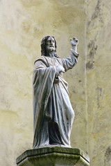 Fototapeta na wymiar Jesus Christ statue in a cemetery