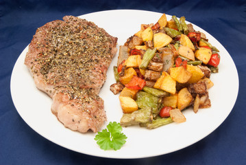 Entrecôte mit frittiertem Gemüse