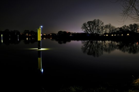 Bremen an der Lesum in der Nacht